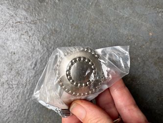 6 Brainerd Satin Nickel Cabinet Knobs — New/Sealed