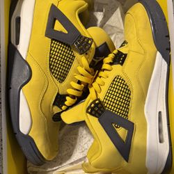 Jordan Lightning 4s