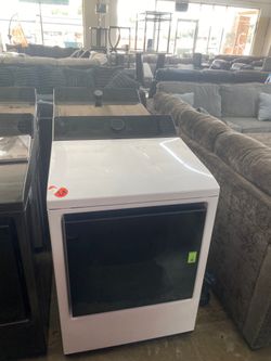 Washer or dryer