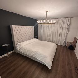 King California Bed Room