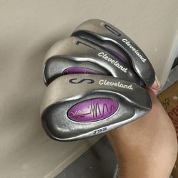 Cleveland Golf Clubs Wedge Set 52° 56° 60° 