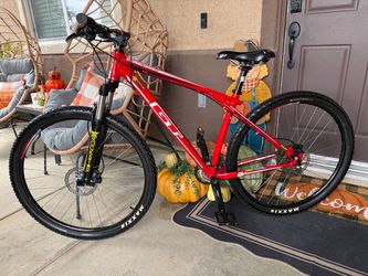 GT Karakoram Red Mountain Bike