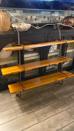 Wall shelf