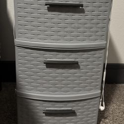 3 Rack Storage Container