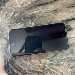 IPHONE 7 32 GB NEW NOT USED