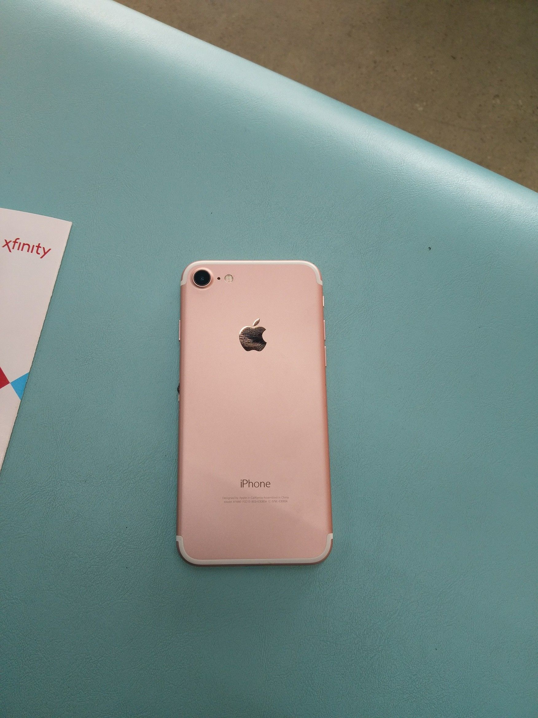 IPhone 7 32gb still under squaretrade warranty till 11/18 unlock to any network sprint/verizon/tmobile/metropcs/boost