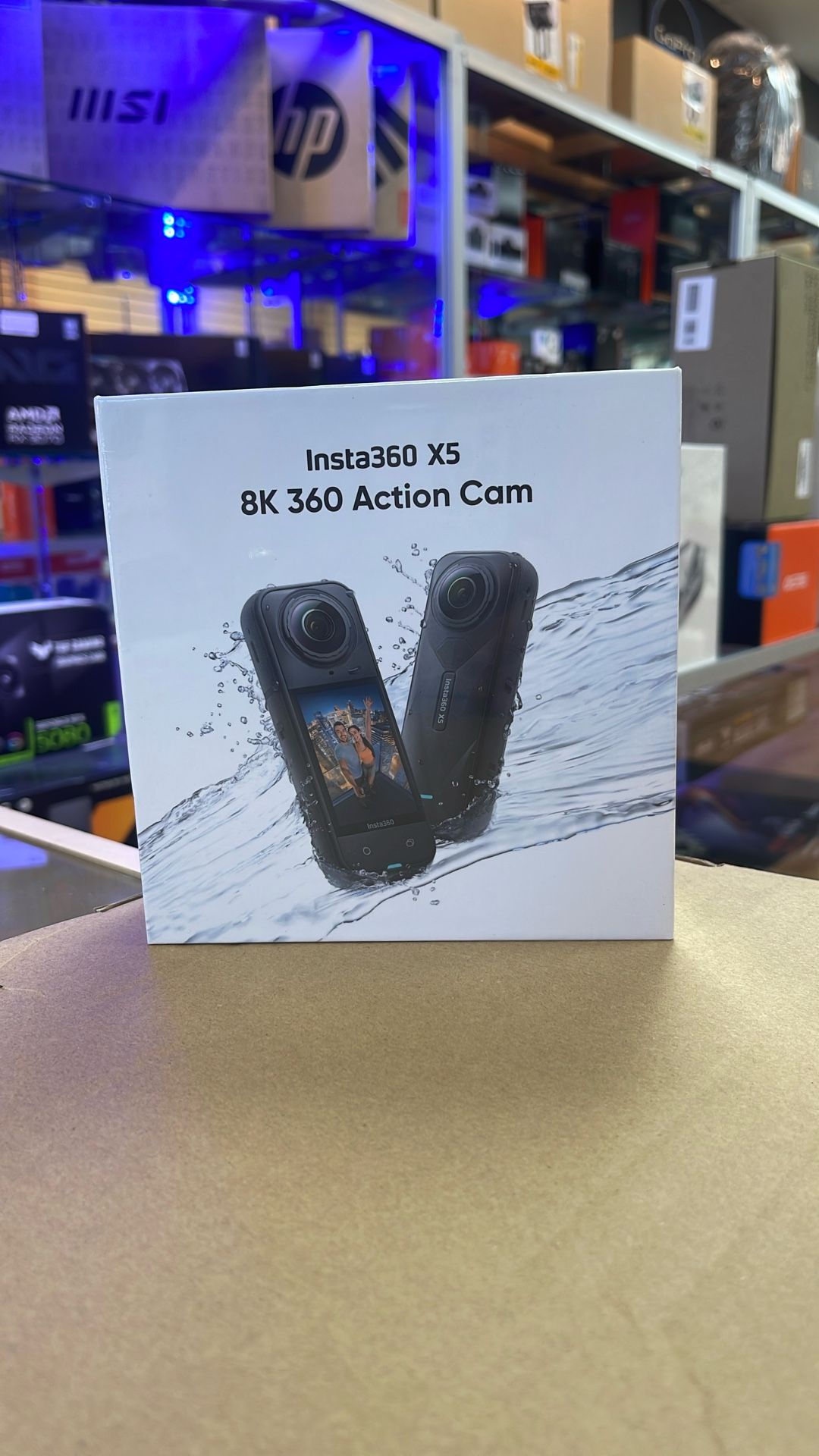 Insta360 X5