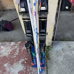 Snow Skis
