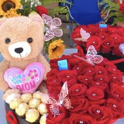 Flower Arrangements 