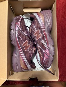 New Balance 860 Sneakers Burgundy/Rose Gold