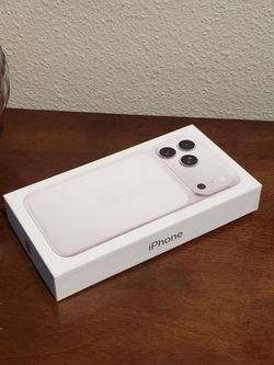 New Condition.  Apple iPhone 17 Pro Max 1TB - Silver