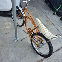 1967 schwinn mostly all original except for seat and back rim have the pedals $700