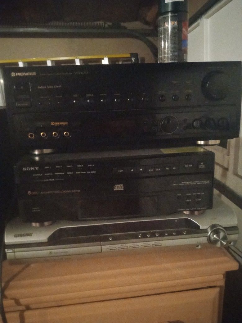 Pioneer Receiver And Speakers