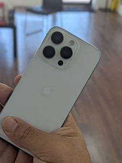 iPhone 16 pro 256gb unlocked