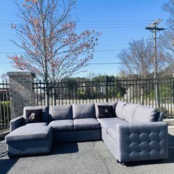 Free delivery 🚚 U Shape Sectional Couch With Storage And Pullout Bed