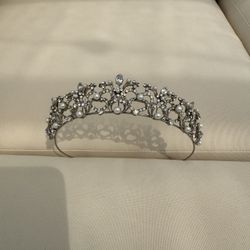 Alfred Angelo Tiara
