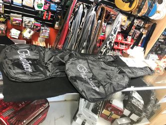 38” ACOUSTIC GUITAR BAG ON SALE FOR $6.00 TILL SUPPLIES LAST.