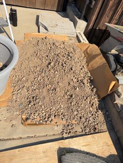 FREE | 2 piles of dirt