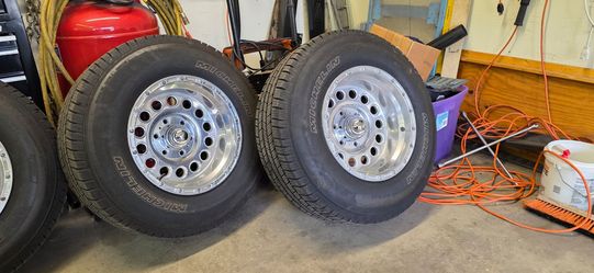 Rock crusher wheels 16 x10,,, Tires are like new