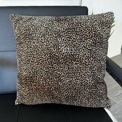 Vintage Leopard Print Throw Pillow 20 X 20 