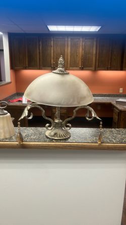 Light fixtures