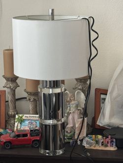 Metal table lamp