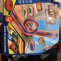 16.4 ft 3-Lane Flexible Race Track for Kids Ages 3-12 with 6 Pull-Back Cars Suction Cups Compatible with Diecast 1/64th Toddlers Car Toys Christmas Bi