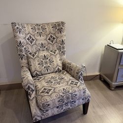 Statement Corner Chair 