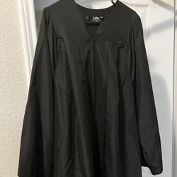 Balfour Graduation Gown (Black)