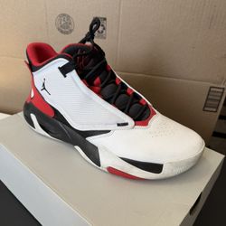 Nike Air Jordan Man Aura 4