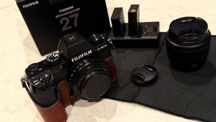 Fujifilm X-S10 Mirrorless Camera with Lenses
