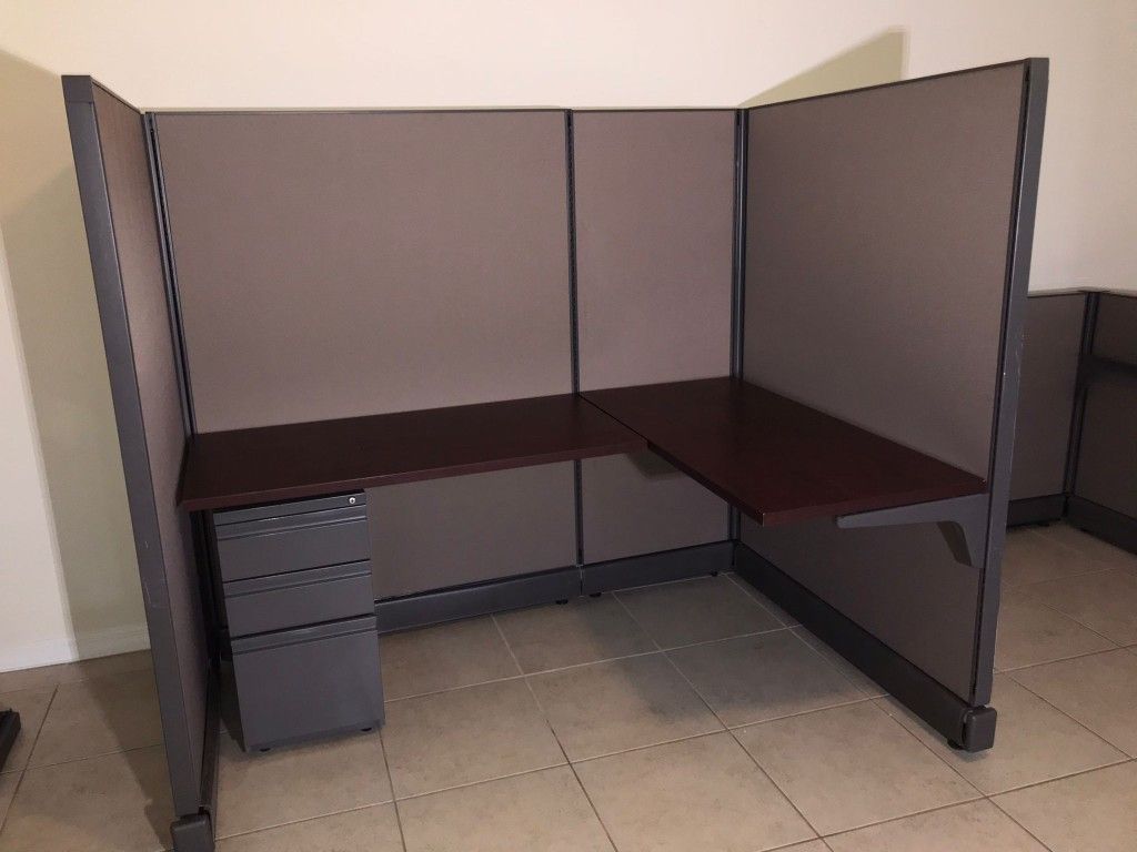 Office workstation & divider