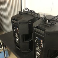 Used  pair Electro-Voice ZLX-12BT Powered Speaker serious inquiries only