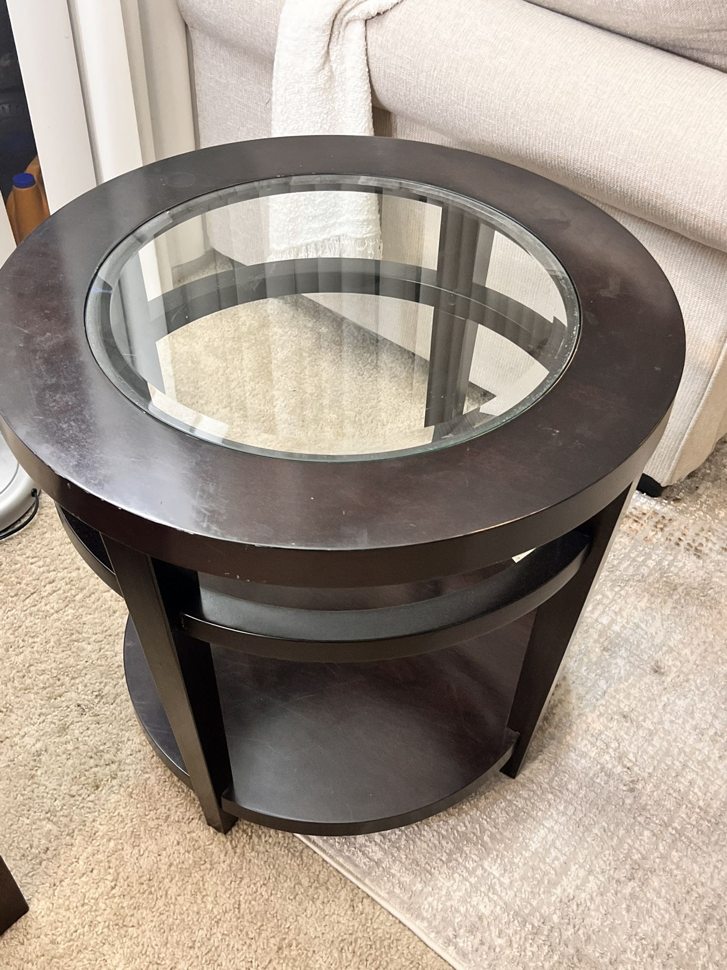 Round Side Table 