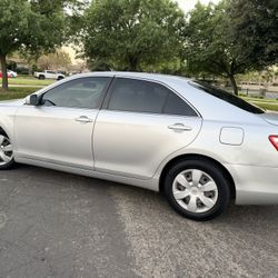 👉 “2009 Camry – 109K Miles – Runs Perfect – Reliable Daily”