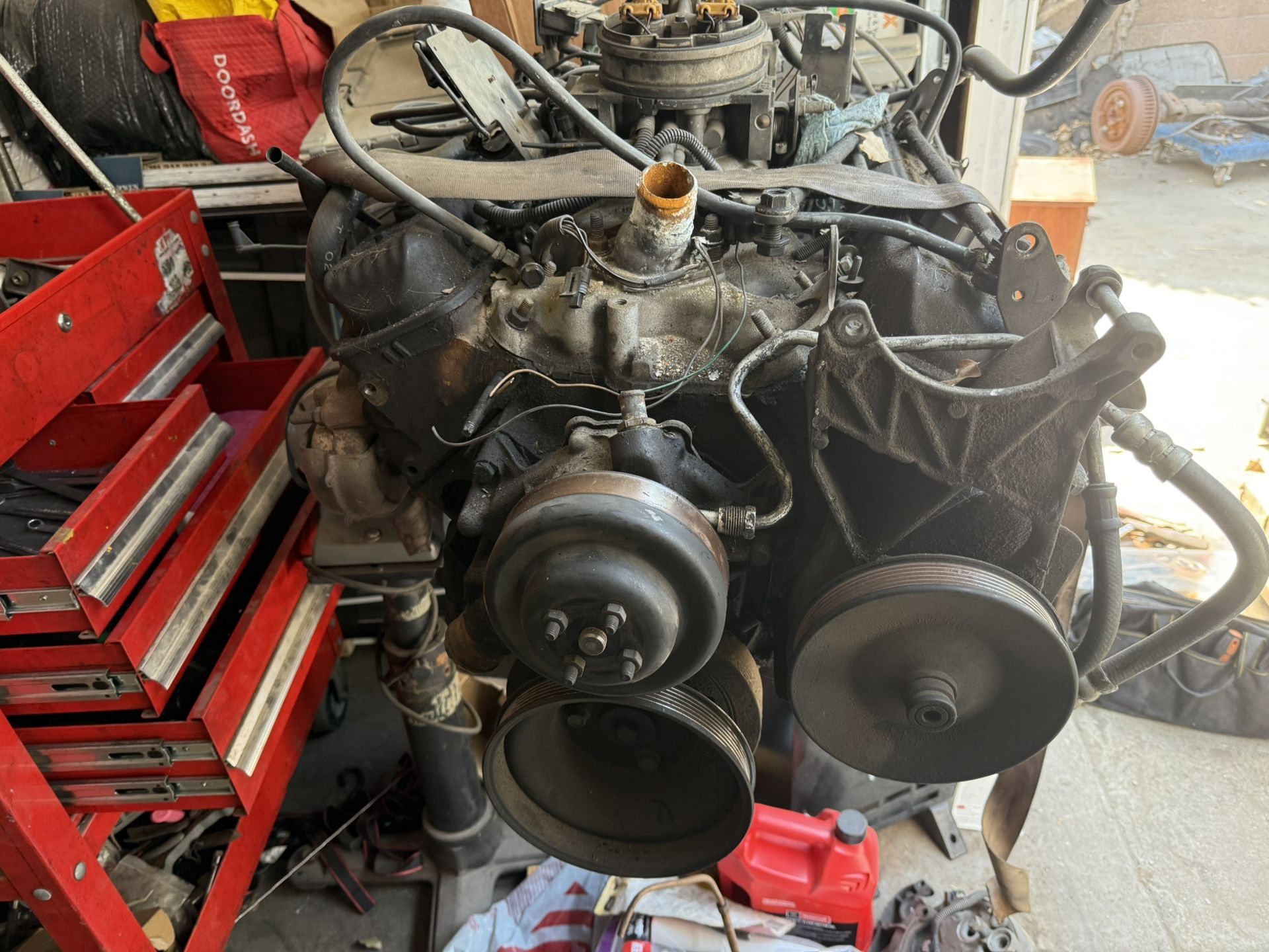 5.7 EFI  Chevy Engine 