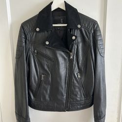 Women’s Genuine Leather Jacket (Size M)