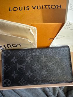Louis Vuitton Men wallet