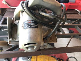 6” Heavy Duty Black & Decker circular saw 35 dls