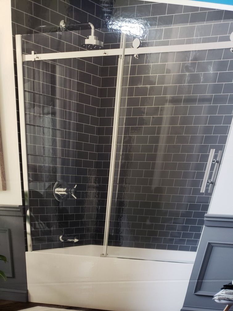 Sliding clear glass shower door $300OBO