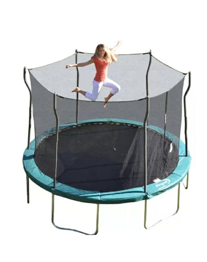 Family Fun (12') Round Trampoline w/Safety Enclosure