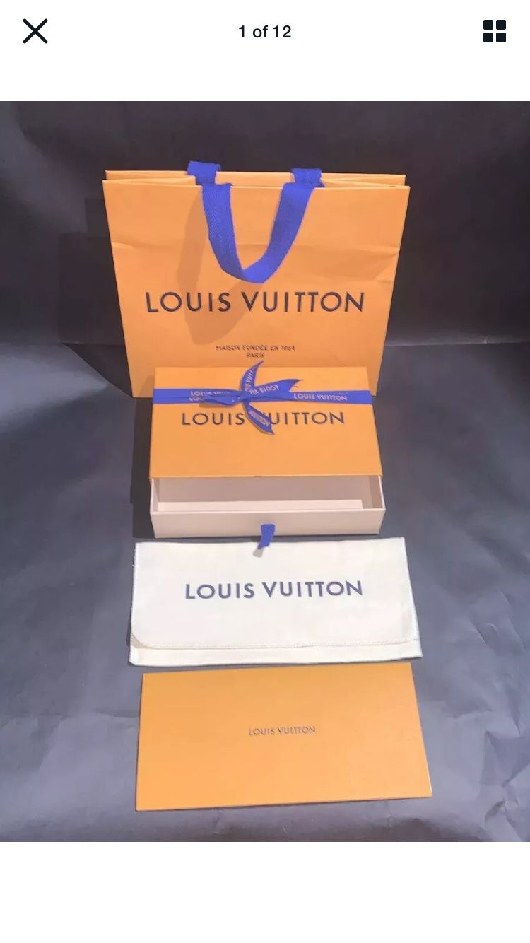 Louis Vuitton Drawer Walle Gift Box ,Dust Bag , Ribbon,R. Envelop , Paper Bag.