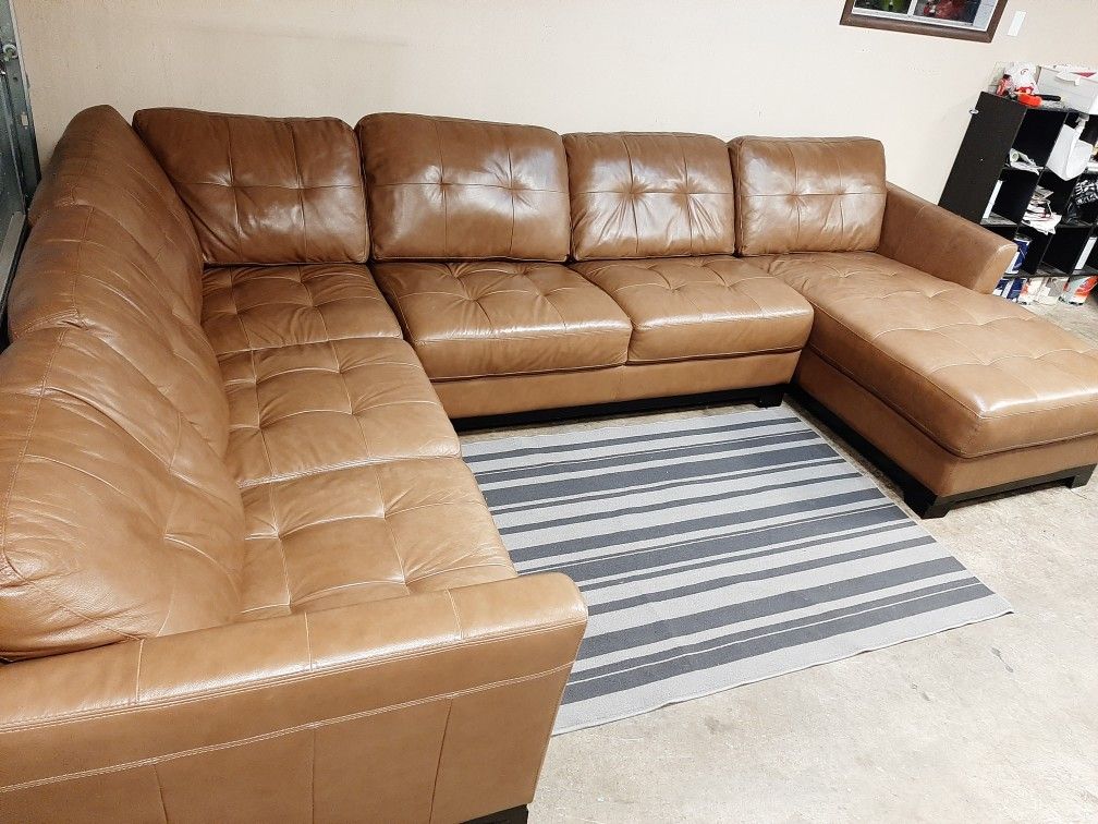 Absolutely gorgeous Italian leather large sectional couch