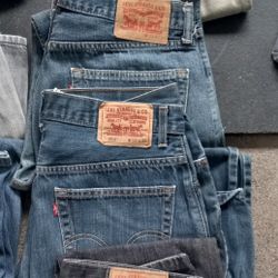 33x32 LEVIS JEANS MENS 