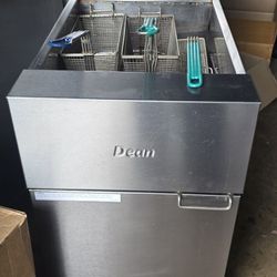 DEAN 75LB NATURAL GAS DEEP FRYER
