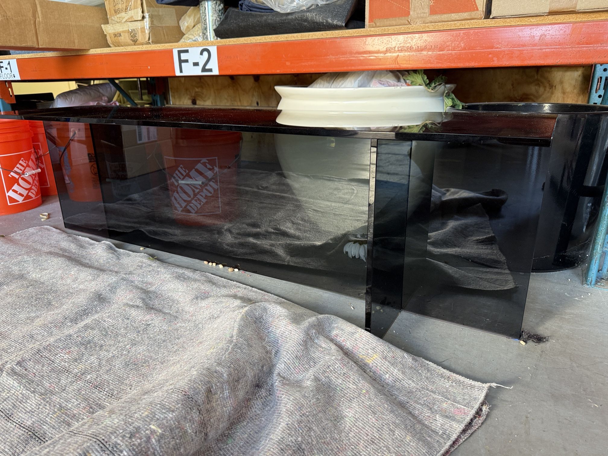 Beautiful Glass Tv Stand Foot Table