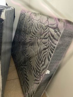 Queen size box spring