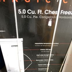 Magic Chef 5.0 Chest Freezer 