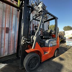 Toyota Forklift For Sale! 4400 Lbs Capacity 