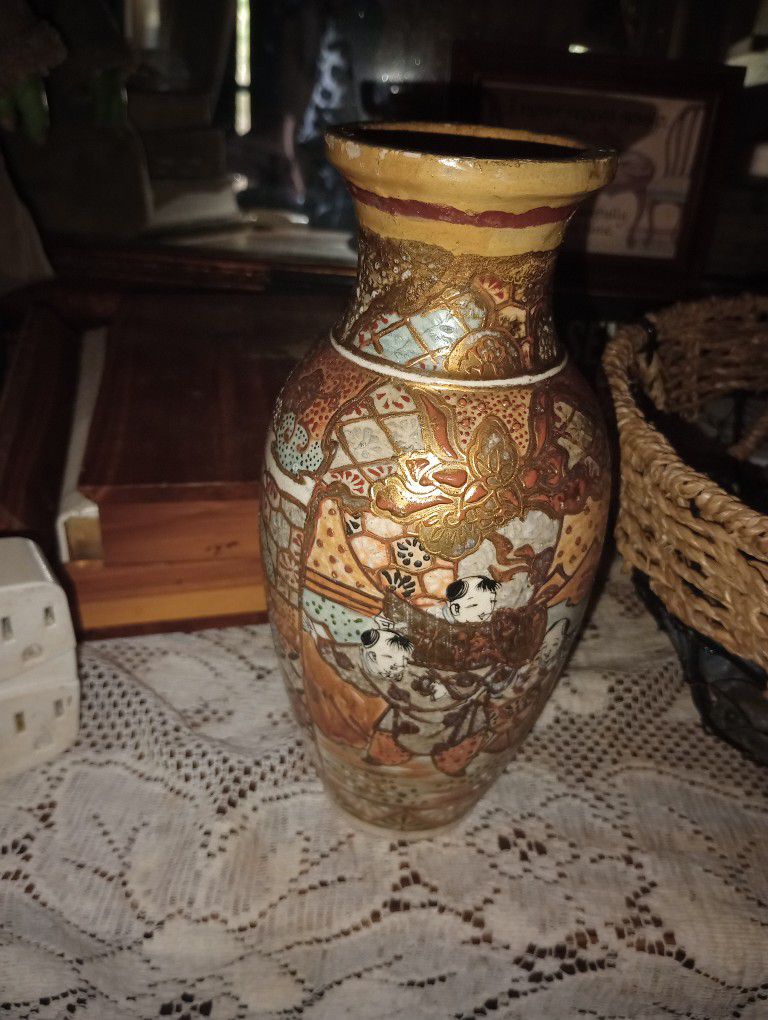 Japanese Small Vase 